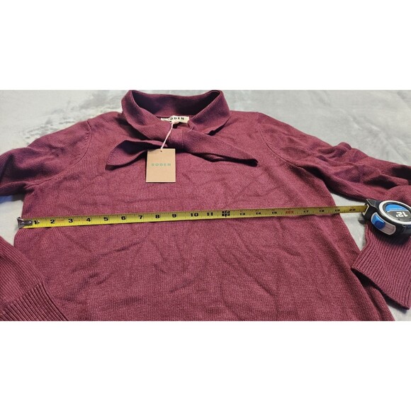 NWT BODEN Women's Size Medium Deep Wisteria Knitted Bow Sweater - Picture 5 of 9